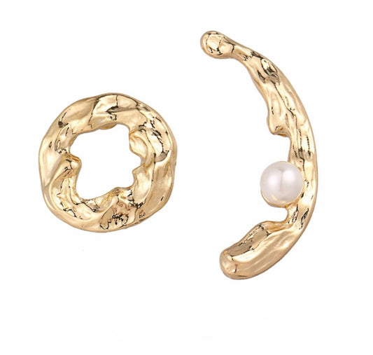 Moon and Sun Geometric Stud Pearl Earrings.