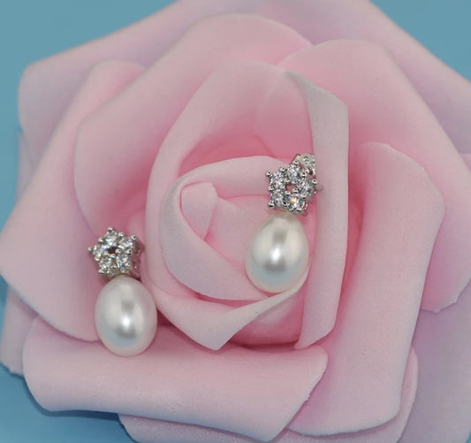 Diamond Star and Freshwater Pearl Earrings.