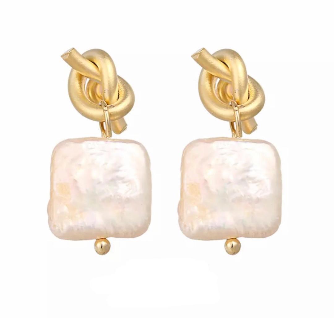 Natural Freshwater Pearl Knot Style Stud Earrings